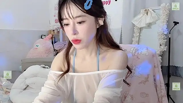 yoyo_520 (F young) - 全脱m腿三分钟