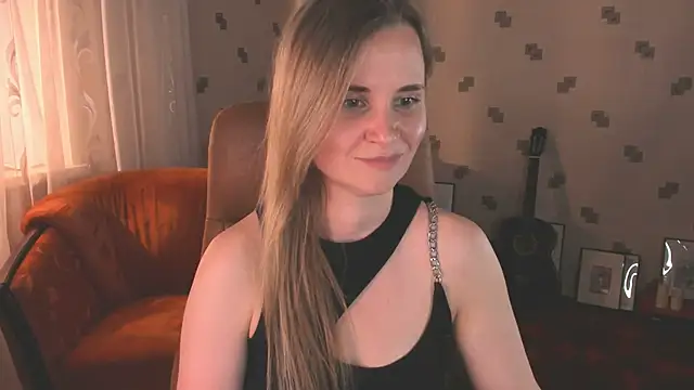 MiaSparkes webcam