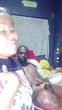 ChubbyMidgetxxx19 webcam