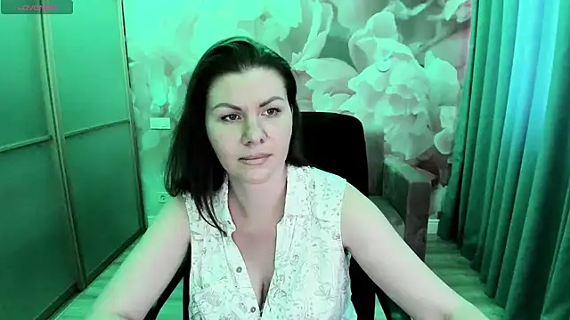 LunaKissesx webcam
