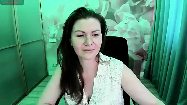 LunaKissesx webcam