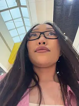 trytomakememoam webcam