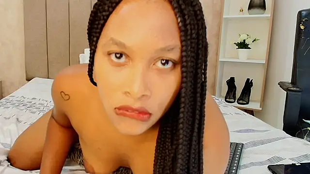 DiannaWild webcam