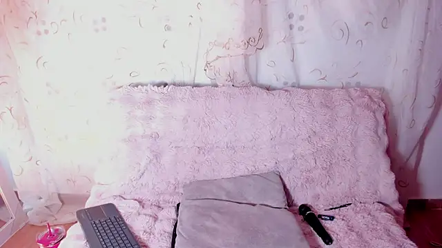 KuraiBi webcam