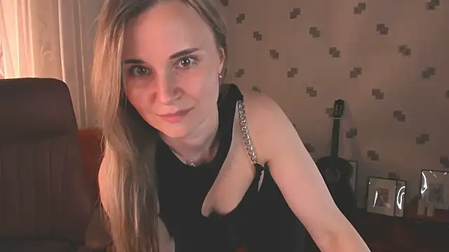 MiaSparkes webcam