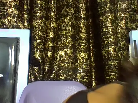Lovey_daisy15 webcam