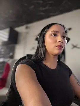 Isabella-Teen