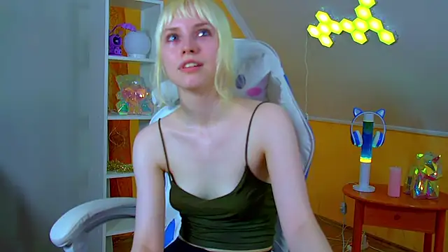 HannahHollis webcam