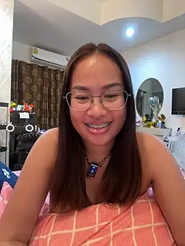 Ponthip webcam