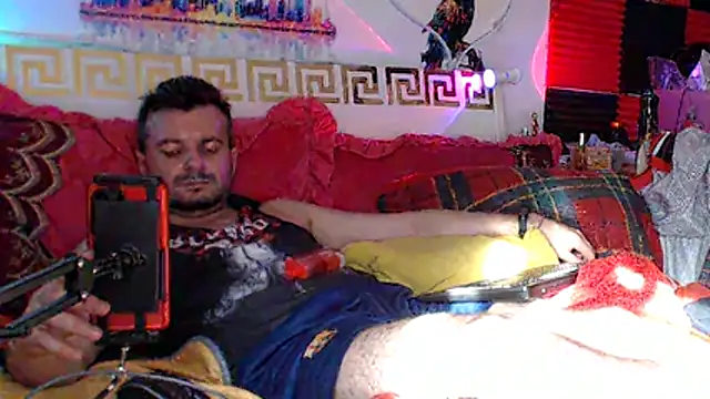 KingOfSinRO69 webcam
