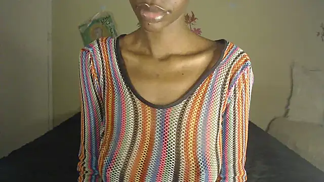 Blacktittiex02 webcam