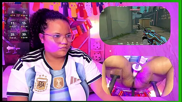 MhiaRey webcam