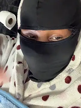 Nicole_bash webcam
