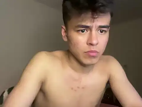 ToddWarren live cam on StripChat