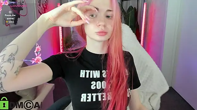 Jennie_Hunter live cam on StripChat