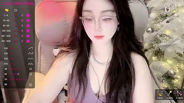 Monica-666888- webcam