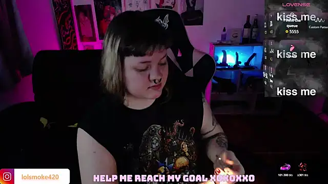 Bdsm_and_fries webcam