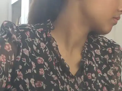 NancyRuvi webcam