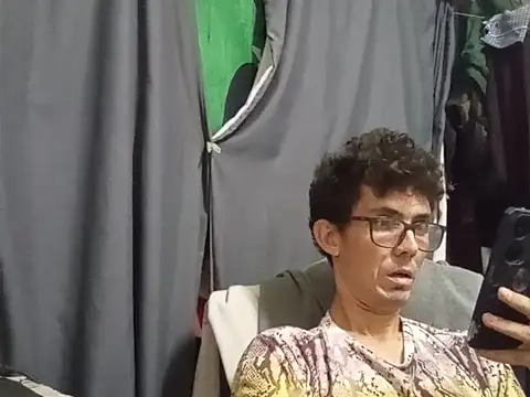 Invisibledickman webcam