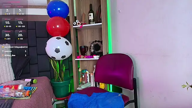 EllenaBoobs_ webcam