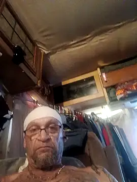 ShawnandDani7074 webcam