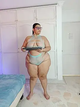 SelennaCooper webcam