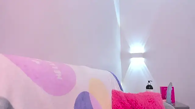 AllanaRosee webcam