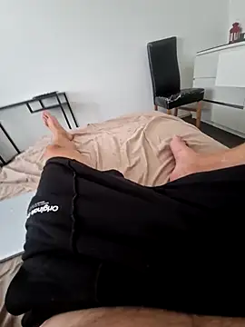 Tommyzzzzzz webcam