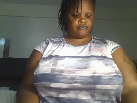 sexybaby33 webcam