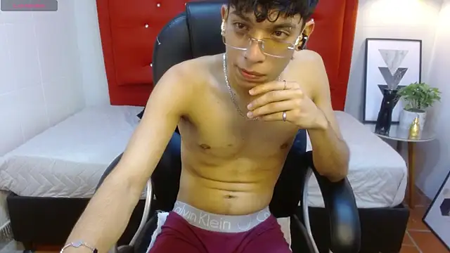 Jake_Falcon webcam