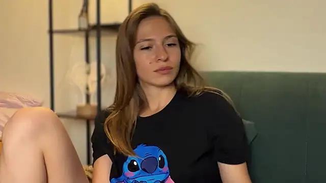 LovelyKatea webcam