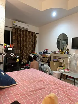 Ponthip live sex cam