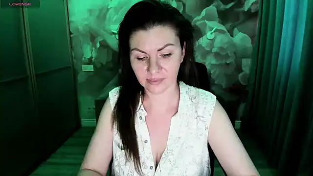 LunaKissesx webcam