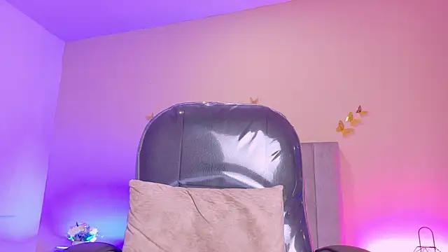Nascary_Fox webcam