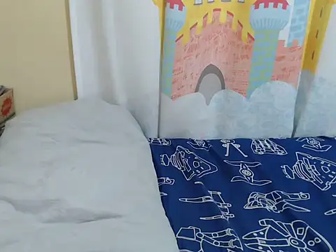 zeina_gen webcam