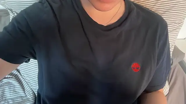 Lucyschickt webcam