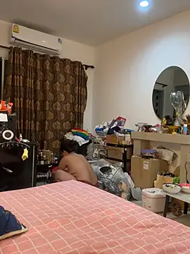 Ponthip live cam on StripChat
