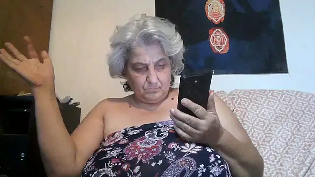 ExquisiteMature webcam