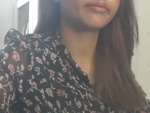 NancyRuvi webcam