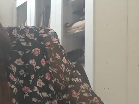 NancyRuvi webcam