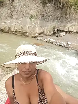 esmeralda_li webcam