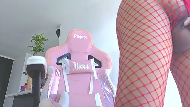 Queen_Morena webcam