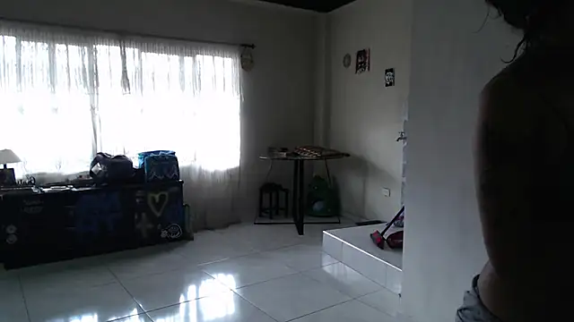 AlinaWoolf_ webcam