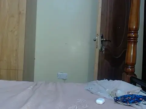 Sexy_Annitah live cam on StripChat