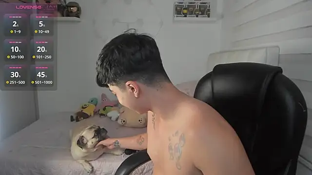 santy7v7 live cam on StripChat