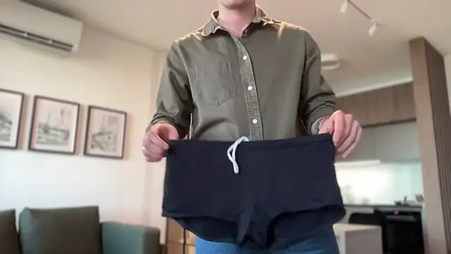 cute_mark webcam