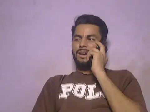 Stubborndesiboy webcam