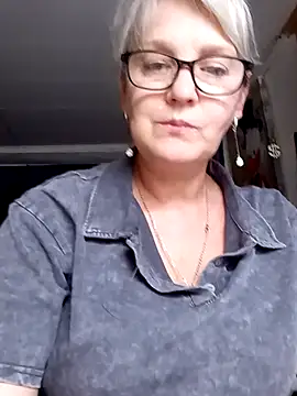irinamaux webcam