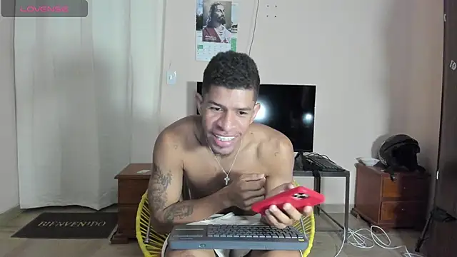 antonio_aguilarx webcam