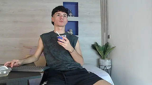 Logan_Steel webcam